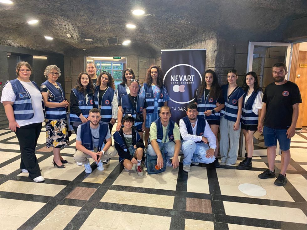 team-980×735